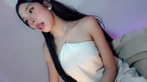 Snapshot of amor_pleasure chatting on December 27, 7:51 am Belle Tylor online show from December 27, 7:51 am