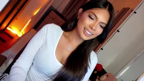 Prinsesa online show from October 19, 3:15 pm