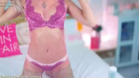 Snapshot of amoramias chatting on February 14, 6:40 pm Im the first transgender post-op model on haturbate. I have a new sweet pussy... online show from February 14, 6:40 pm