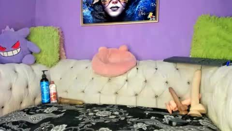Snapshot of amydelahoz_8 chatting on October 9, 12:34 am Amy Kamila online show from October 9, 12:34 am