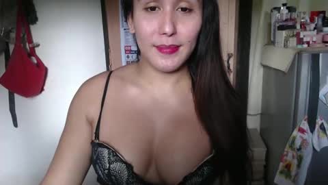 Snapshot of amysweetbabe chatting on March 3, 6:35 am amysweetbabe online show from March 3, 6:35 am