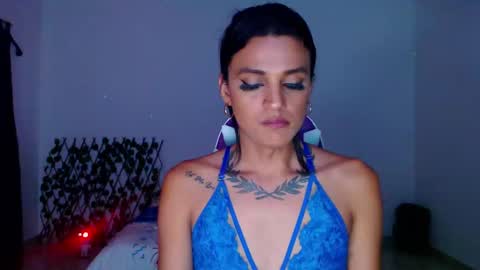 Anabella online show from December 5, 3:53 am