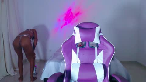 Anabella online show from December 11, 1:28 am
