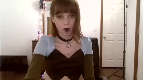 andrea online show from December 18, 5:26 am