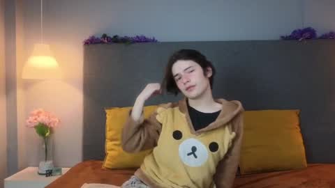 Angel online show from January 12, 3:49 am