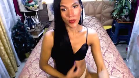 Snapshot of angeldark_satisfactionxxx chatting on February 5, 2:30 am ANGELDARK online show from February 5, 2:30 am