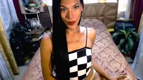 Snapshot of angeldark_satisfactionxxx chatting on February 24, 8:06 am ANGELDARK online show from February 24, 8:06 am
