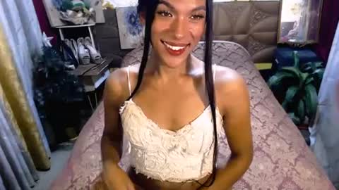 Snapshot of angeldark_satisfactionxxx chatting on March 5, 5:14 am ANGELDARK online show from March 5, 5:14 am