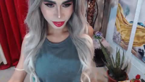 Snapshot of angelic_face_808 chatting on February 4, 10:00 am DIVINE ANGEL online show from February 4, 10:00 am