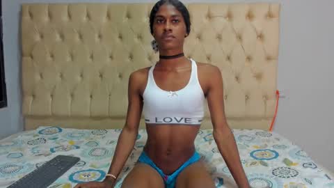 Snapshot of angelica_sexy1 chatting on February 8, 6:33 pm angelica_sexy1 online show from February 8, 6:33 pm