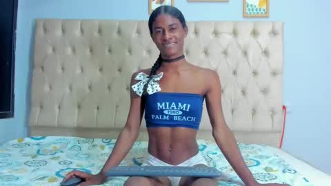 Snapshot of angelica_sexy1 chatting on February 14, 7:44 pm angelica_sexy1 online show from February 14, 7:44 pm