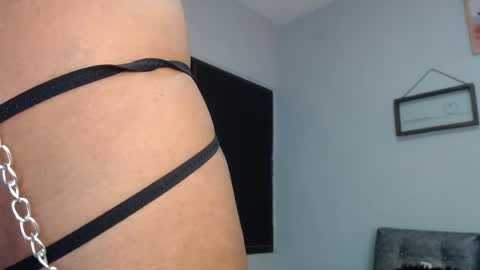 Snapshot of angelica_sexy1 chatting on October 7, 8:21 pm angelica_sexy1 online show from October 7, 8:21 pm