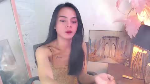 Snapshot of angelickath chatting on February 12, 2:24 am kath online show from February 12, 2:24 am