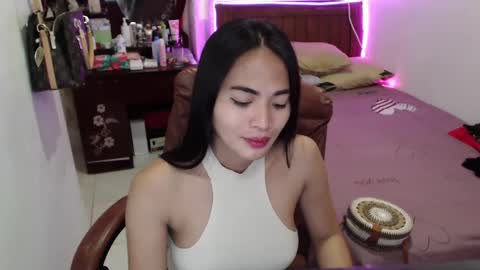 Snapshot of angelofcumx chatting on February 20, 2:18 am sabina online show from February 20, 2:18 am