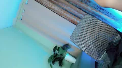 Snapshot of anita_fucks chatting on October 2, 12:17 pm anita_fucks online show from October 2, 12:17 pm