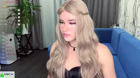 anjalin_sososok online show from October 29, 1:47 am