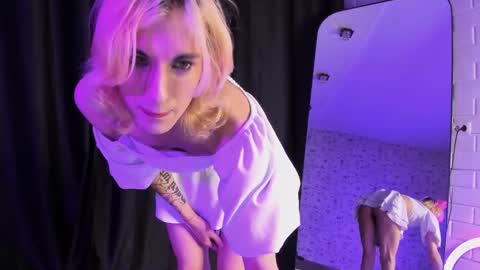 Angel online show from October 16, 6:40 pm