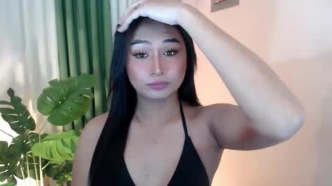 Snapshot of anna_thompsonxx chatting on October 2, 2:34 am SWEET ANNA online show from October 2, 2:34 am