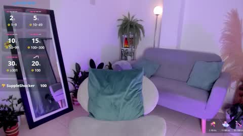 Anntonia Woods  online show from December 16, 2:49 am