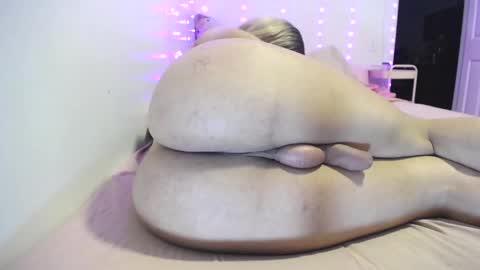 Snapshot of anny_bunny1 chatting on February 22, 12:16 am INDEPENDENT MODEL next srteam 240624 online show from February 22, 12:16 am