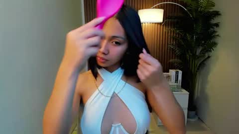 Snapshot of anqelic chatting on December 31, 12:54 am Stacy Maurice online show from December 31, 12:54 am