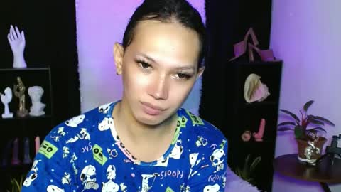 Snapshot of aphr0dite_x chatting on February 9, 8:22 am Roman Goddess online show from February 9, 8:22 am