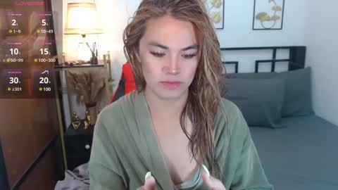 Snapshot of arcicola2727 chatting on January 15, 7:37 am Arci online show from January 15, 7:37 am