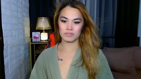 Snapshot of arcicola2727 chatting on March 3, 11:17 am Arci online show from March 3, 11:17 am