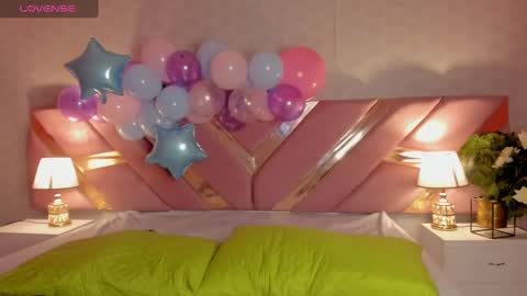 Ari  online show from January 16, 12:02 am
