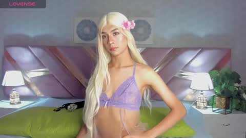 Ari  online show from January 20, 12:57 am