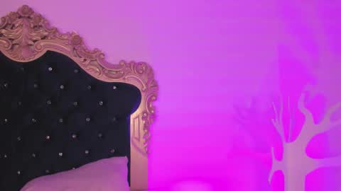 Ari  online show from November 27, 9:01 am