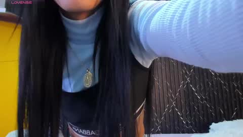 Snapshot of aria_millers_ chatting on October 2, 11:55 am Aria Millers online show from October 2, 11:55 am