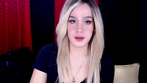 Snapshot of arianne_xoxo777 chatting on January 22, 11:32 pm ARIANNE CUMS online show from January 22, 11:32 pm