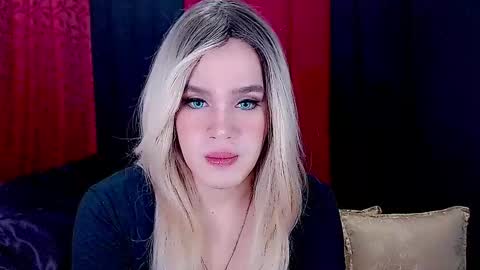 Snapshot of arianne_xoxo777 chatting on January 28, 2:11 am ARIANNE CUMS online show from January 28, 2:11 am