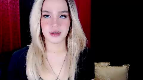Snapshot of arianne_xoxo777 chatting on February 2, 10:57 am ARIANNE CUMS online show from February 2, 10:57 am