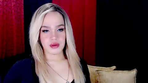 Snapshot of arianne_xoxo777 chatting on February 2, 9:02 pm ARIANNE CUMS online show from February 2, 9:02 pm