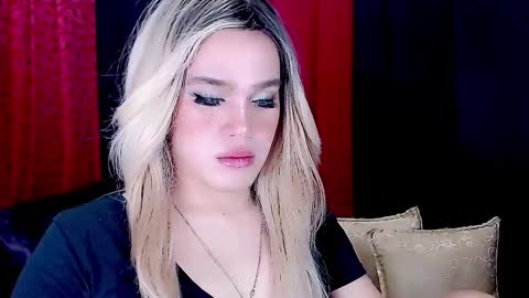 Snapshot of arianne_xoxo777 chatting on February 11, 11:10 am ARIANNE CUMS online show from February 11, 11:10 am