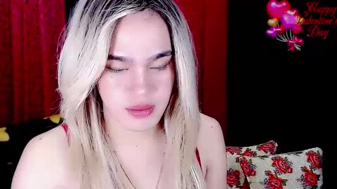 Snapshot of arianne_xoxo777 chatting on February 14, 12:09 am ARIANNE CUMS online show from February 14, 12:09 am