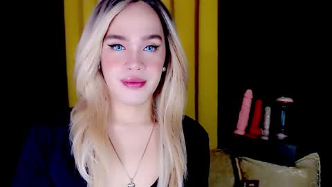 Snapshot of arianne_xoxo777 chatting on September 10, 9:03 pm ARIANNE CUMS online show from September 10, 9:03 pm