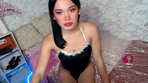 Snapshot of ariedodson chatting on February 3, 11:05 pm Arie online show from February 3, 11:05 pm