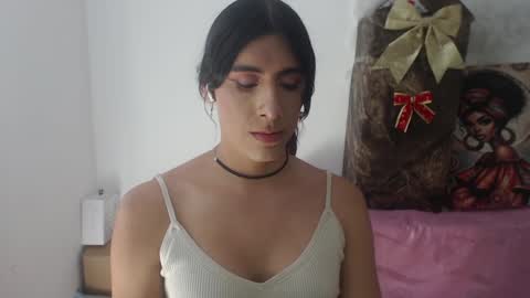 Snapshot of arii_scorpion chatting on January 29, 5:35 pm Ariana Forero ---- independet model online show from January 29, 5:35 pm