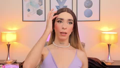 Snapshot of arivega chatting on January 28, 10:01 pm Nice to meet you thumb up me please its important I LOOK MY BIO DOWN online show from January 28, 10:01 pm