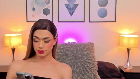 Snapshot of arivega chatting on February 13, 2:50 am Nice to meet you thumb up me please its important I LOOK MY BIO DOWN online show from February 13, 2:50 am