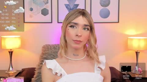 Snapshot of arivega chatting on February 17, 10:03 pm Nice to meet you thumb up me please its important I LOOK MY BIO DOWN online show from February 17, 10:03 pm