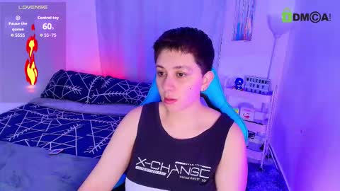 Snapshot of arontroy_wi chatting on September 16, 10:42 am noah and ivy online show from September 16, 10:42 am