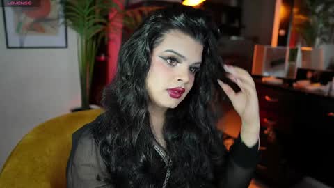 Snapshot of artechloe chatting on December 15, 9:42 pm Chloe online show from December 15, 9:42 pm