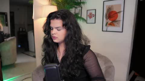 Snapshot of artechloe chatting on January 12, 8:14 pm Chloe online show from January 12, 8:14 pm