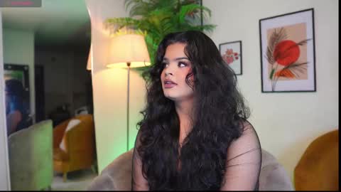 Snapshot of artechloe chatting on February 23, 6:17 am Chloe online show from February 23, 6:17 am