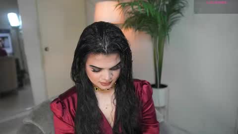 Snapshot of artechloe chatting on October 4, 11:27 pm Chloe online show from October 4, 11:27 pm