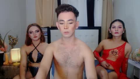 Snapshot of ashley_slutty chatting on February 24, 11:19 pm ashley online show from February 24, 11:19 pm